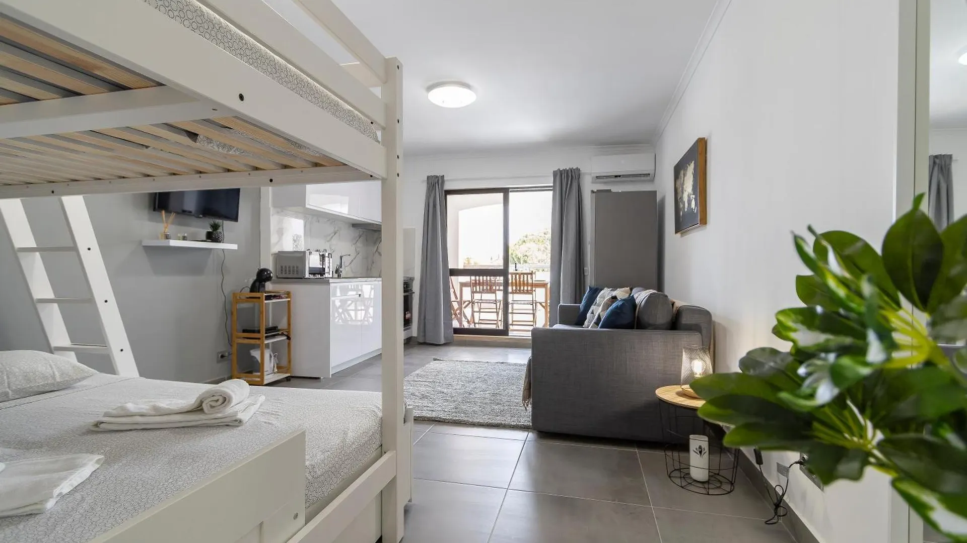 Excellent Oura Apartments Albufeira